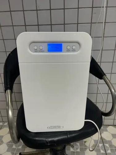 3. Desumidificador Thermomatic Exclusive I. Excelente estado. R$ 1.000.
