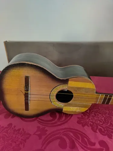 Cuatro venezuelano