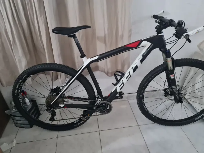 Bike full carbon Felt Nine 2