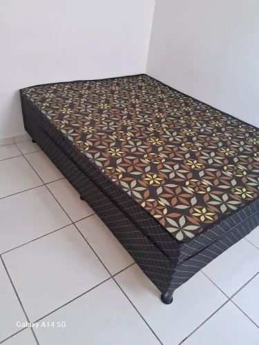 CAMA CASAL NOVA USADA UMA SEMANA