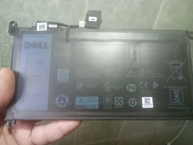 Bateria de notebook Dell inspiririon aceito cartão de crédito com acréscimo.