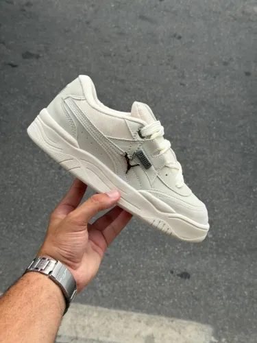 Tênis Puma 180 Masculino Premium Cor: Bege/Off-White - Disponível 38 AO 43