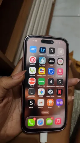 iPhone 15 normal