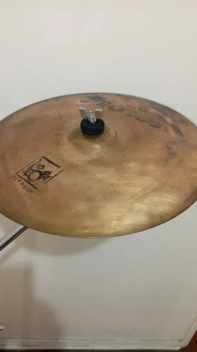 Prato de bateria (power crash 16", Octagon Cymbal)