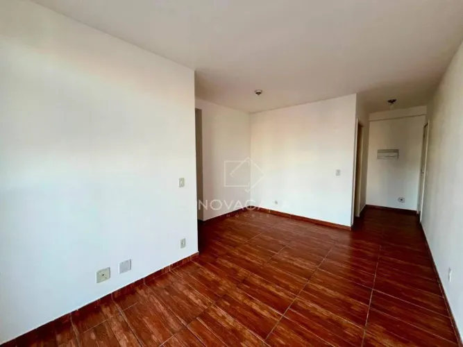 Apartamento com 3 dormitórios para alugar, 84 m² por R$ 2.516,84/mês - Venda Nova - Belo H