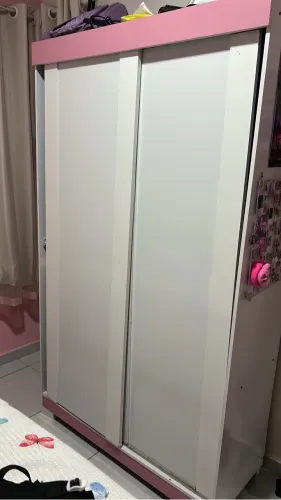 Guarda roupa infantil 