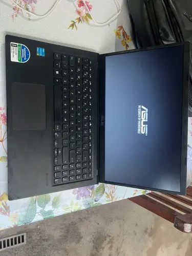 notebook ASUS de 15,6? com Intel Pentium Gol