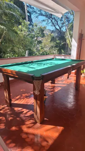 Mesa de sinuca profissional com acessorios
