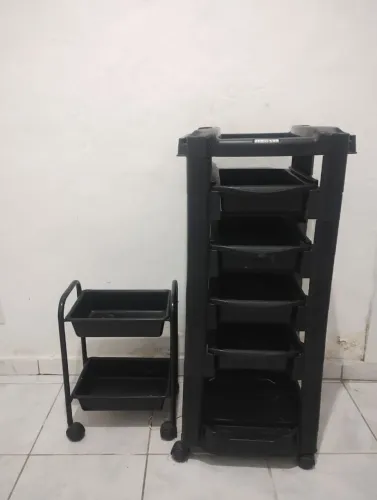 Carrinhos auxiliar cabeleireiro e manicure