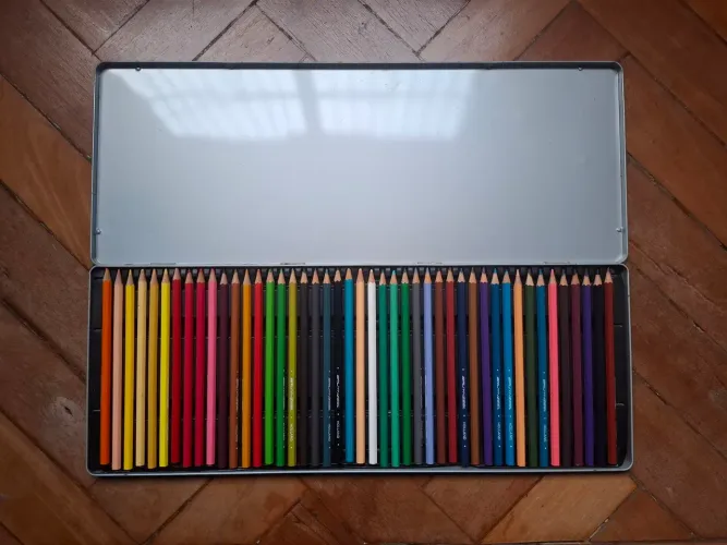 Lápis de cor profissional