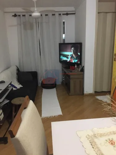 Apartamento á venda em Guarapiranga, SP