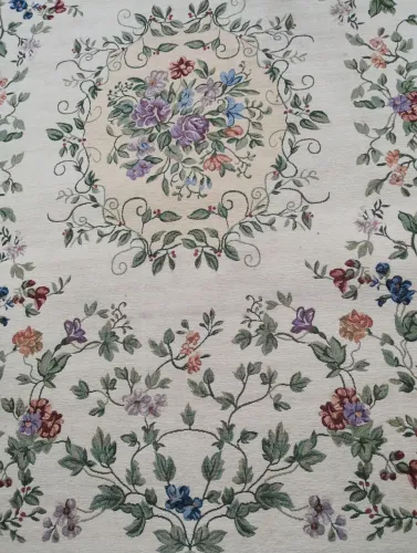 VENDO TAPETE PADRÃO FLORAL DELICADO JASMIM