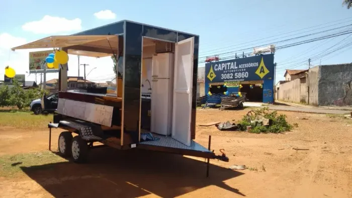 Trailer para Hambúrguer e Lanches - Estrutura Reforçada 