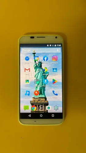 Celular Motorola Moto X funcionando