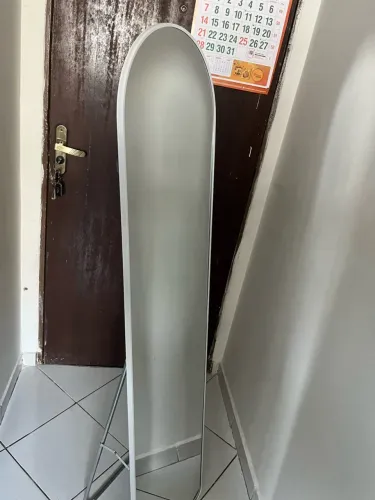 ESPELHO DE CORPO INTEIRO COM SUPORTE