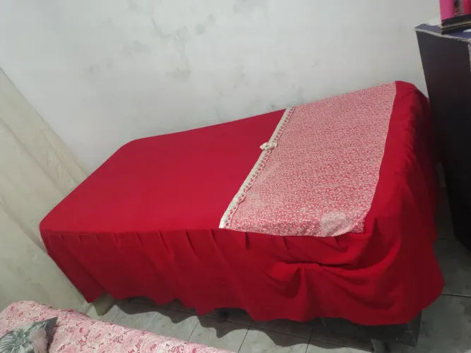 Vendo cama de solteiro