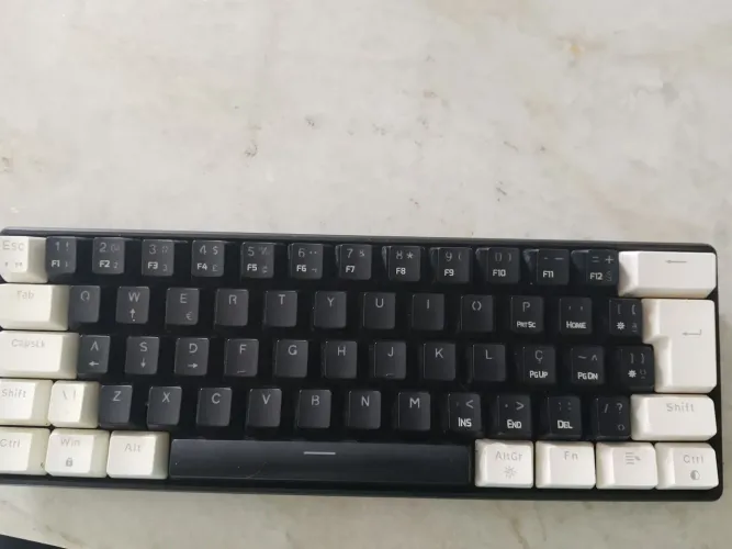 Teclado aura Gk2 