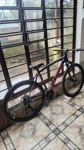 VENDO BICICLETA ARO 21