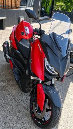 YAMAHA XMAX 250 ABS 2022 ? ÚNICO DONO!