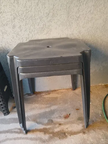 Mesa e banquinho