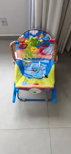 Cadeira de descanso / balanço para bebê 