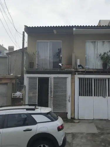 Sobrado portão