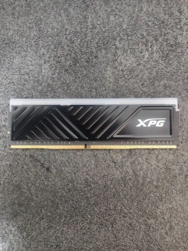 Memória RAM Novo XPG Spectrix D35G RGB 16GB DDR4 3200MHz CL16
