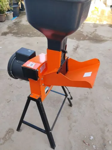 Forrageira Tramontina TRE30 motor 2CV