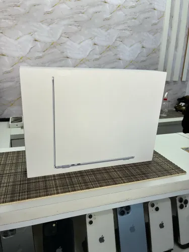 MacBook Air M4 - 16RAM / 256GB