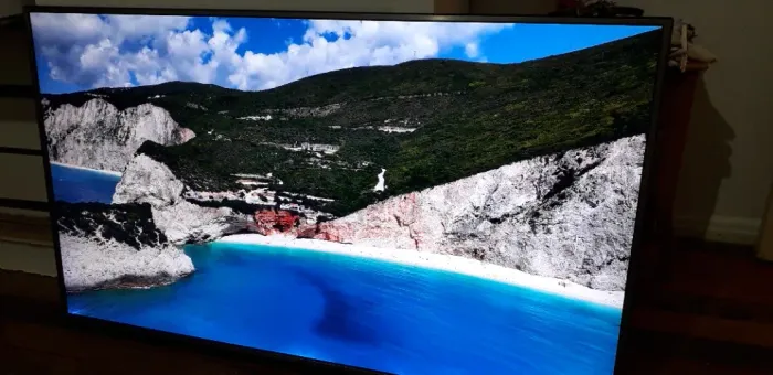 LG TV Smart de 55"4K UHD HDR! sistema WEB O.S. INTELIGENCIA ARTIFICIAL THINQ AI