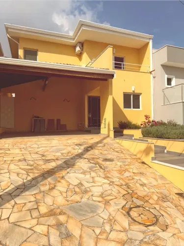 Sobrado para alugar em Valinhos, Roncáglia, com 3 suítes, com 250 m², Madre Maria Vilac