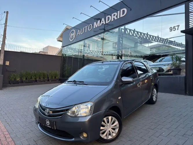 Toyota Etios XS 1.5 Flex 16V 5P Mec. 2015