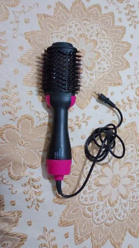 Escova secadora de cabelo