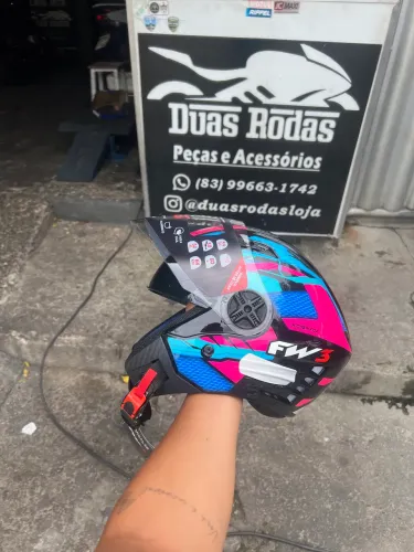 CAPACETE FW3 ABERTO COM ÓCULOS PROMOÇÃO