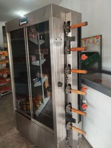 Máquina de frango Gastromaq