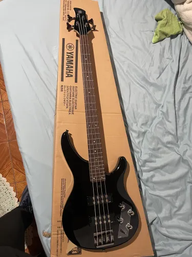 Vendo contrabaixo TRBX304 black 4cordas !!