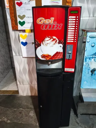 Máquina de Café Automática Gel Mix Profissional - 5 Sabores - 220V