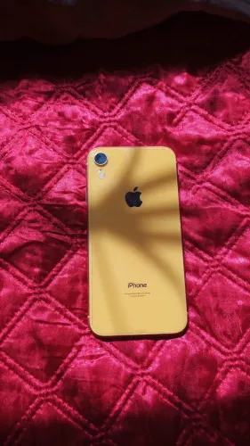 iPhone XR sem detalhes, todo novo e conservado pra vender!