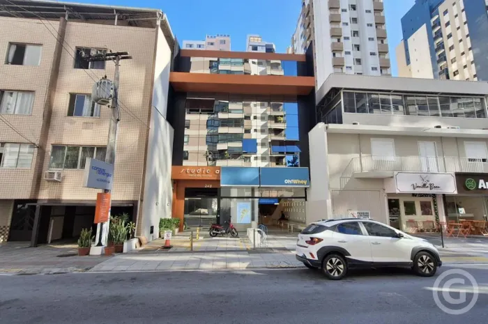 Studio mobiliado no Centro de Florianópolis