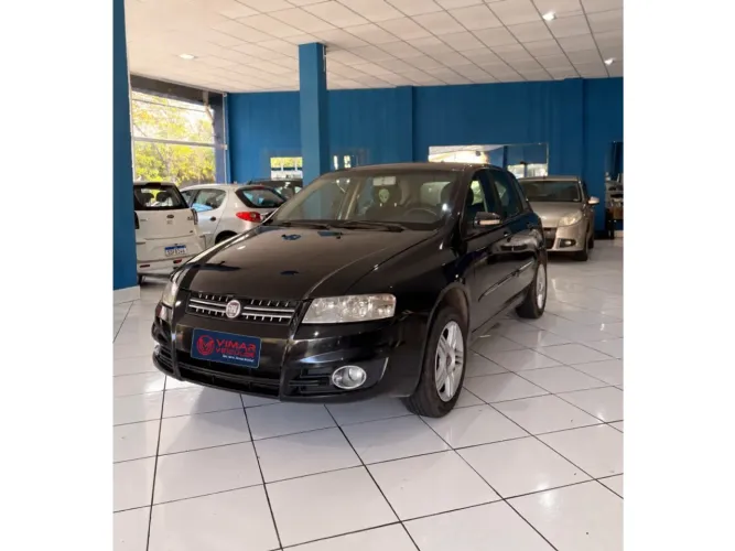 Fiat Stilo 1.8 Attractive Flex 8V 5P 2011