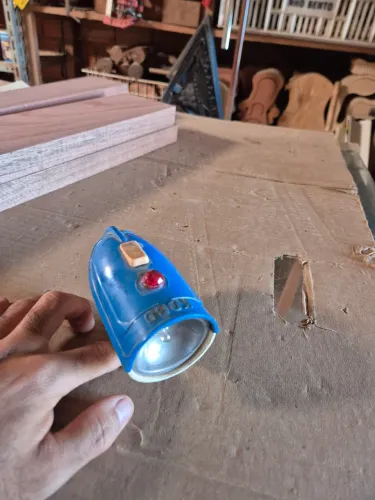 Farol kobo bike antiga, não sei se funciona