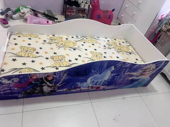 Cama Infantil Frozen + Colchão 