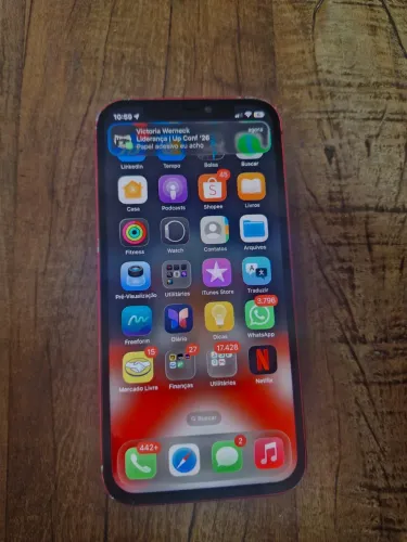 iPhone 12 vermelho