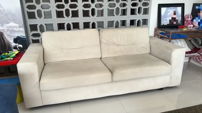 Sofás cada um 500 reais