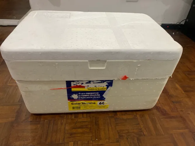 Caixa isopor 60 litros com furo