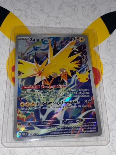 Zapdos (133/128) (NM) Celebração de 30 Anos