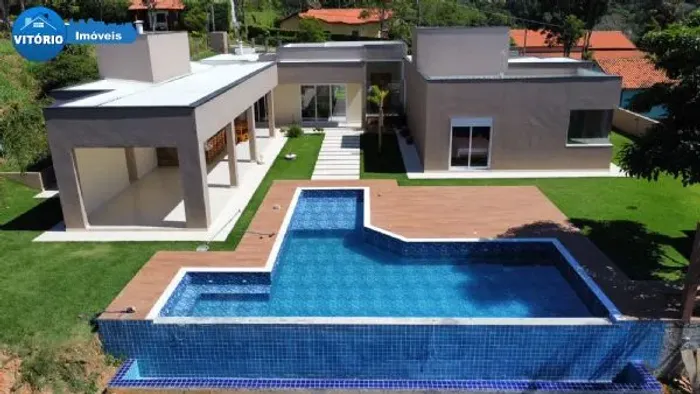 Casa no condomínio Porta do Sol á venda !
