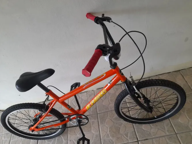 Bicicleta aro 20 R$250 apenas