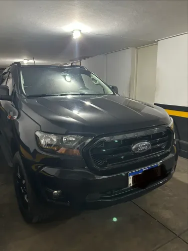 Ford Ranger Black 2.2 4X2 CD Diesel AUT 2023