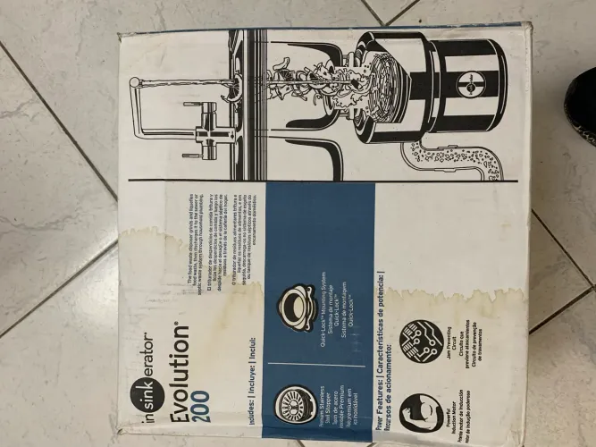 Triturador de resíduos Alimentares - Modelo 200 - 140v - 0,75 Hp - Marca Insikerator